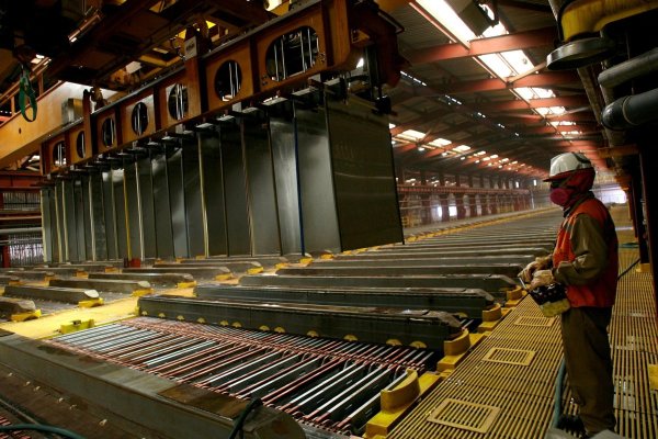 El precio del cobre alcanza nuevos récords y está cerca de tocar los US$ 6 por libra en Londres y Comex