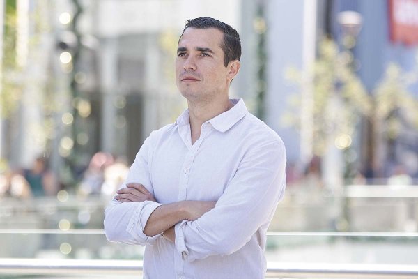 Gerente general de Mallplaza vende acciones para financiar compra ligada a plan de incentivos