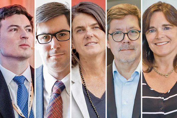 <p>Tomás Bunster, asociado de Quiroz $ Asociados. José Pablo Gómez, gerente de administración y finanzas de ENAP. José Ignacio llodrá, asociado en Cornerstone Research. Bettina Horst, directora ejecutiva de Lyd. Cecilia Cifuentes, directora del CEF de la U. de Los Andes. Fotos: Verónica Ortíz, Julio Castro y Archivo</p>