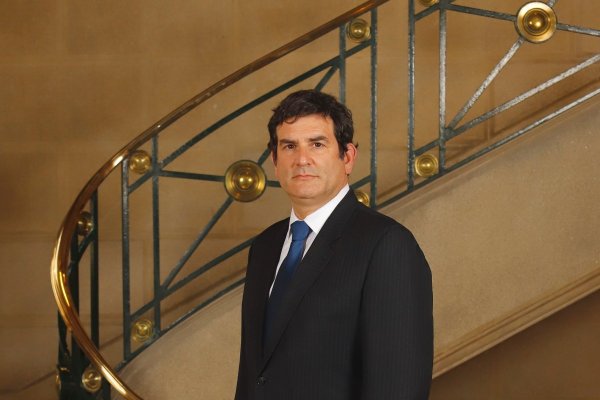 Consejo del Banco Central designa a Alberto Naudon como vicepresidente de la institución