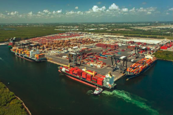 Grupo Empresas Navieras vende su participación en puerto de EEUU a firma ligada a los Luksic