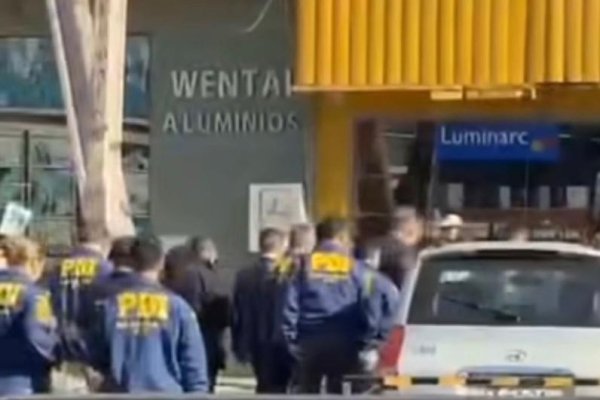 Megaoperativo de PDI junto con FBI allana galpones de Zofri y desbarata red ligada a mafia china que defraudó más de US$ 200 millones