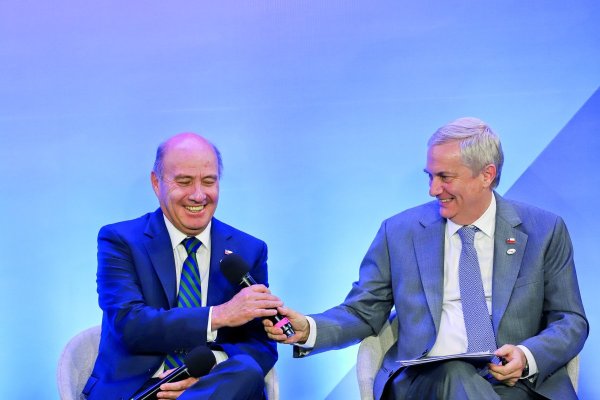 El debut empresarial de la dupla Kast-Quiroz