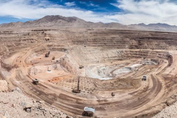 Codelco activa inversiones por US$ 4.100 millones para extender operación de Ministro Hales y Radomiro Tomic