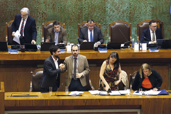 Cámara de Diputados despacha al Senado el proyecto de reajuste, pero sin “ley de amarre”
