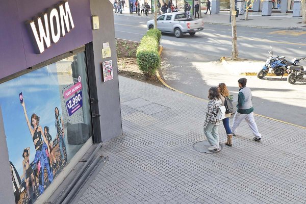 El mercado vuelve a mirar a WOM: JPMorgan retoma cobertura y gestora Oppenheimer ve oportunidad de inversión