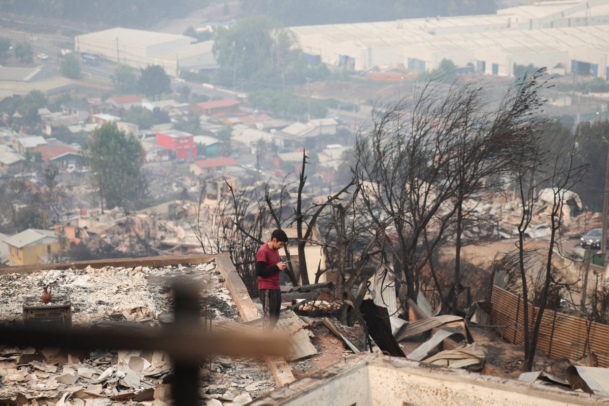 <p>Vuelven a sonar las alarmas SAE en la Región del Biobío y llaman a evacuar a vecinos de Parral, Río Laja y Chillico</p>