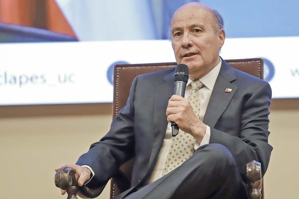 Quiroz fija las prioridades para sus primeros meses de administración en Hacienda y adelanta que la reforma tributaria se presentará el primero de abril