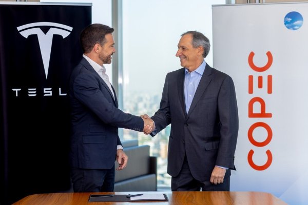 <p>Tesla y Copec invierten en nueva red de carga ultra rápida en las carreteras</p>