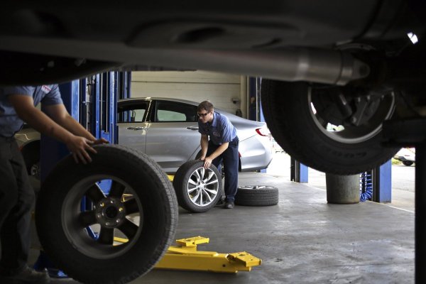 <p>Ford y General Motors en conversaciones con First Brands sobre la financiación del rescate</p>