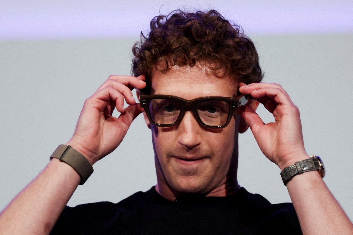<p>Matriz de Facebook se dispara en bolsa tras superar los estimados en resultados al cierre de 2025</p>