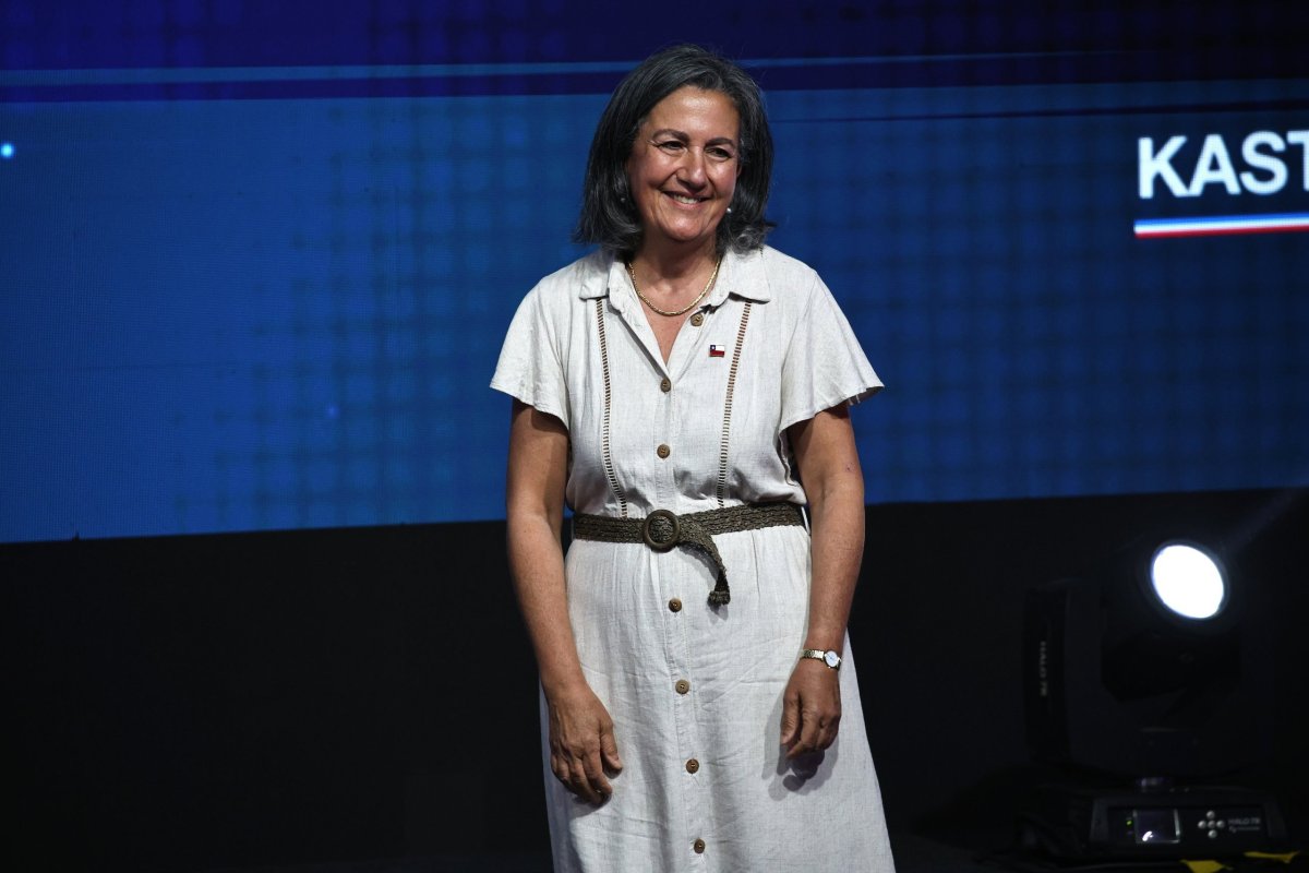 <p>Descifrando a May Chomali, la reservada ministra de salud de Kast</p>