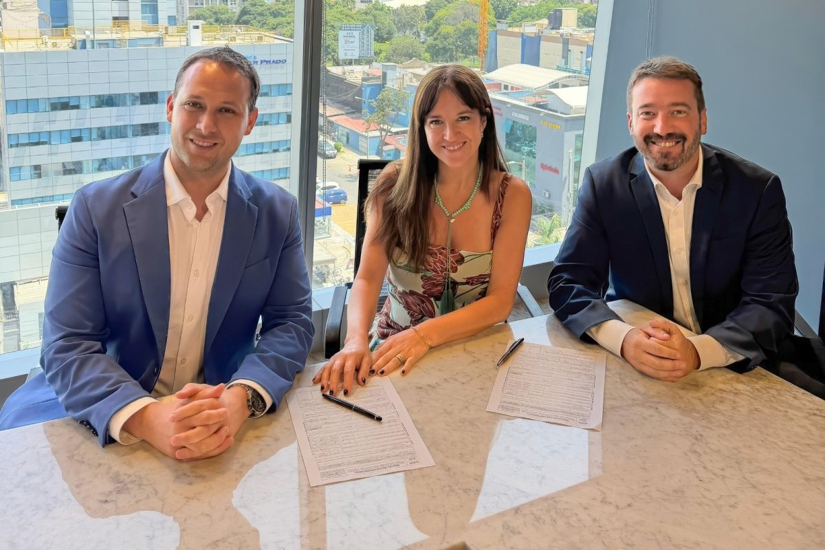 <p>Ejecutivos de Kaizen Multifamily y Catherine Ruz de Grey Capital.</p>