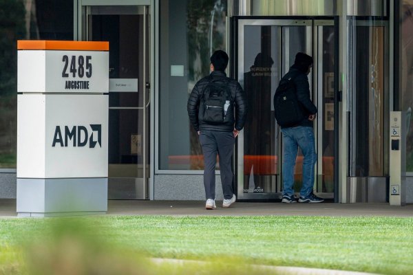 Las perspectivas de AMD decepcionan a los inversionistas que buscan mayores beneficios en IA