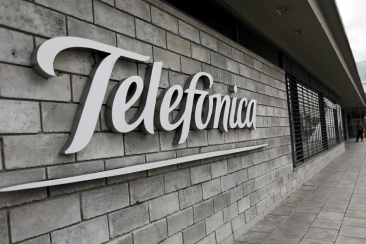 <p>Telefónica España vende su negocio en Chile a francesa NJJ y Millicom en US$ 1.215 millones</p>