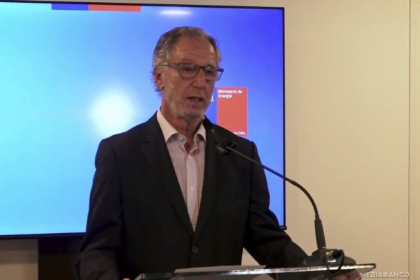<p>Ahora en DF | Gobierno propone proyecto para pagar deuda de más de US$ 860 millones a distribuidoras eléctricas</p>