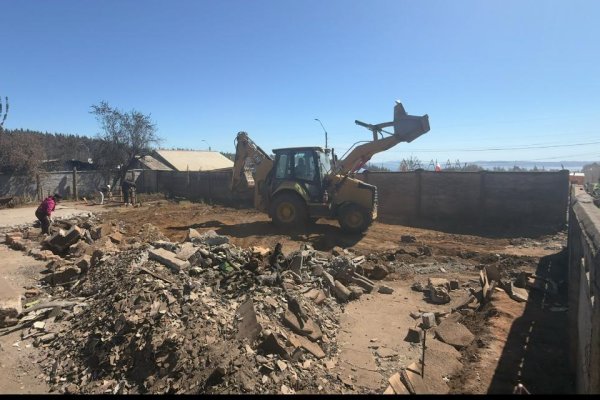 Gobierno y sector de la construcción se coordinan para asegurar stock y mantener precios tras pago de Bolsillo Electrónico de Emergencia