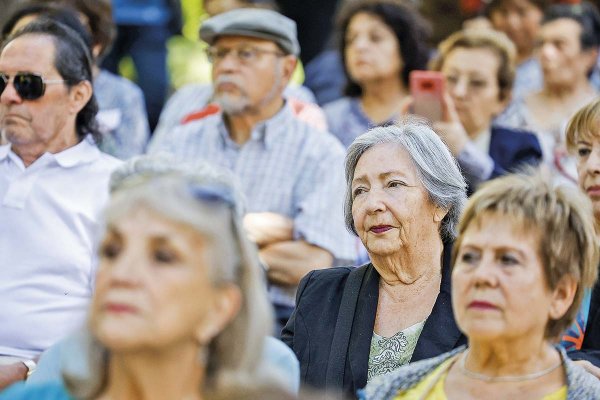 <p>¿Por qué hay personas a las que les bajó su PGU tras el reajuste y el pago de nuevos beneficios?</p>