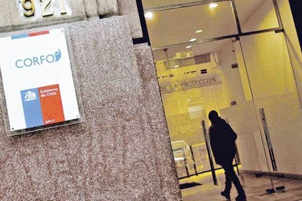<p>Millonario error de estimación de ingresos por litio a Corfo abre debate sobre cálculos fiscales del mineral</p>