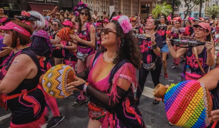 <p>Talleres de música, conciertos y fiestas financian el Carnaval en São Paulo</p>