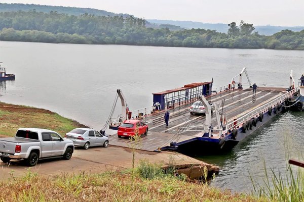 Conectividad en Los Ríos: fallida licitación mantiene inoperativa la Balsa San Javier y Gobierno opta por trato directo