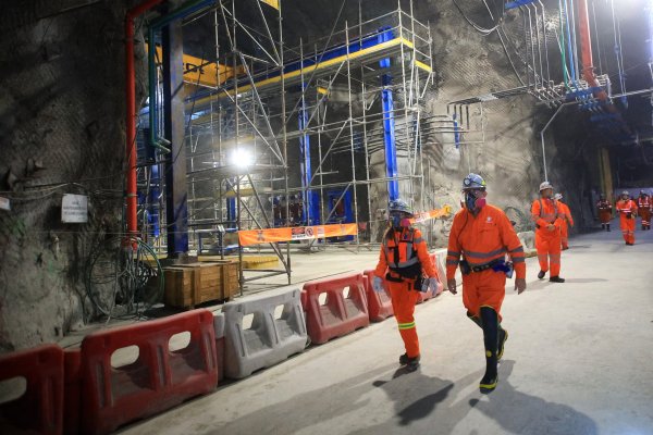 Codelco remueve dos altos mandos en El Teniente y anuncia reforma total en la división