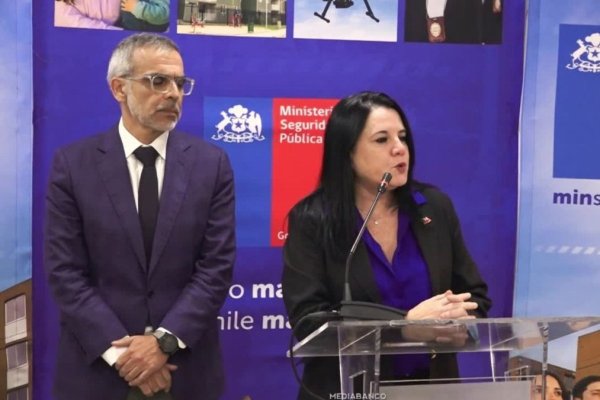 <p>Ahora en DF | Cordero y Steinert sostuvieron reunión bilateral por traspaso del Ministerio de Seguridad</p>