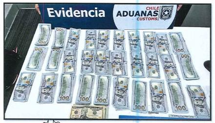 Primer condenado por contrabando de dinero en el aeropuerto de Santiago: ocultaba más de US$ 30.000 entre sus pertenencias