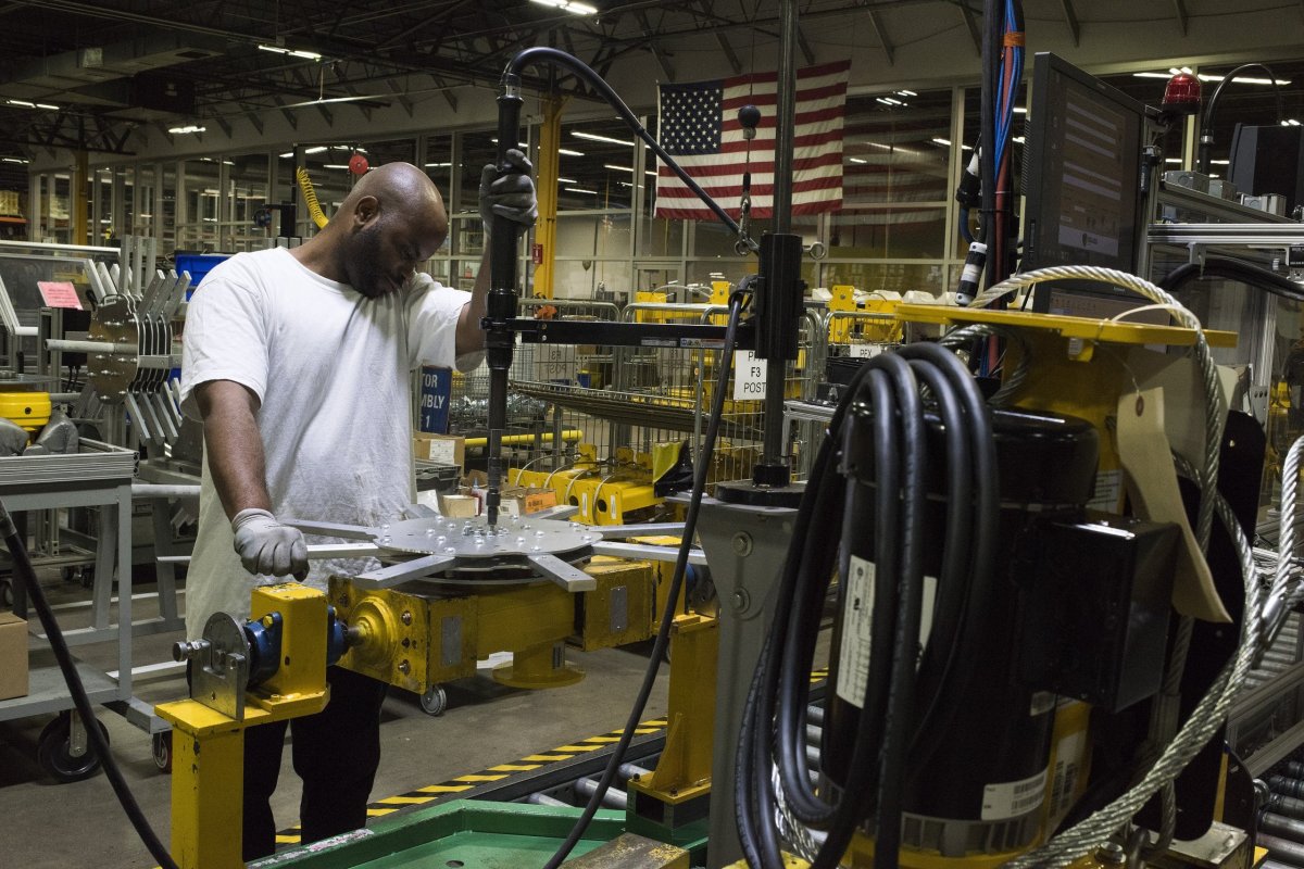 <p>Inédito “auge del desempleo” presiona el crecimiento del PIB en EEUU</p>