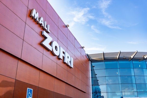 Concesión de Zofri bajo presión: senador electo Renzo Trisotti recurre a Contraloría y accionista pide nulidad de la junta