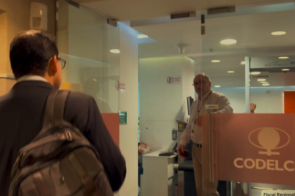 Fiscalía ordena incautación de equipos electrónicos de ex ejecutivos de Codelco desvinculados por "ocultamiento de información" en El Teniente