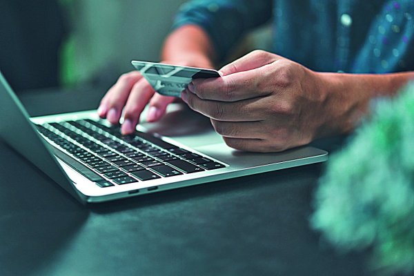 <p>Durante 2025 se realizaron 382 pagos con tarjetas bancarias, prepago y transferencias por persona</p>