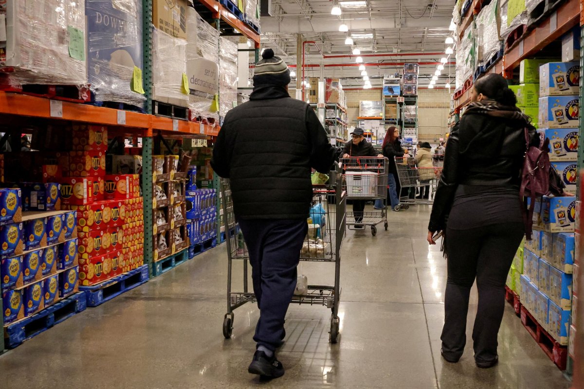<p>El crecimiento del cuarto trimestre se vio afectado por una caída del gasto público durante el cierre federal del año pasado y una desaceleración del gasto del consumidor. (Foyo: Reuters)</p>