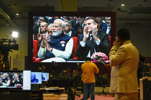 Soberanía tecnológica, regulación y acceso democrático marcan los discursos en la Cumbre de IA en India