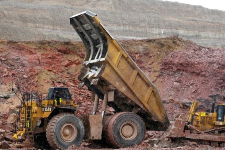 <p>Estadounidense Newmont invertirá US$ 800 millones en una mina de oro en Argentina</p>