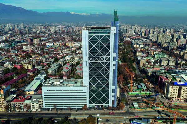 Telefónica cerró su último año en Chile con pérdidas por más de $ 400 mil millones