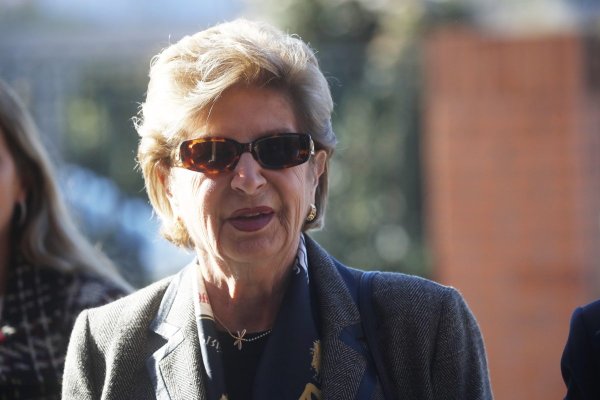 La exprimera dama Marta Larraechea es dada de alta tras 22 días internada por un shock anafiláctico severo que la tuvo en riesgo vital