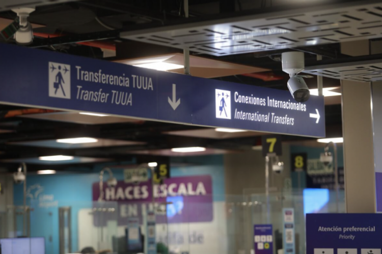 <p>Tarifa de pasajeros en conexión nacional en el Aeropuerto Chávez de Lima continúa suspendida y aún no tiene fecha de inicio de cobro</p>