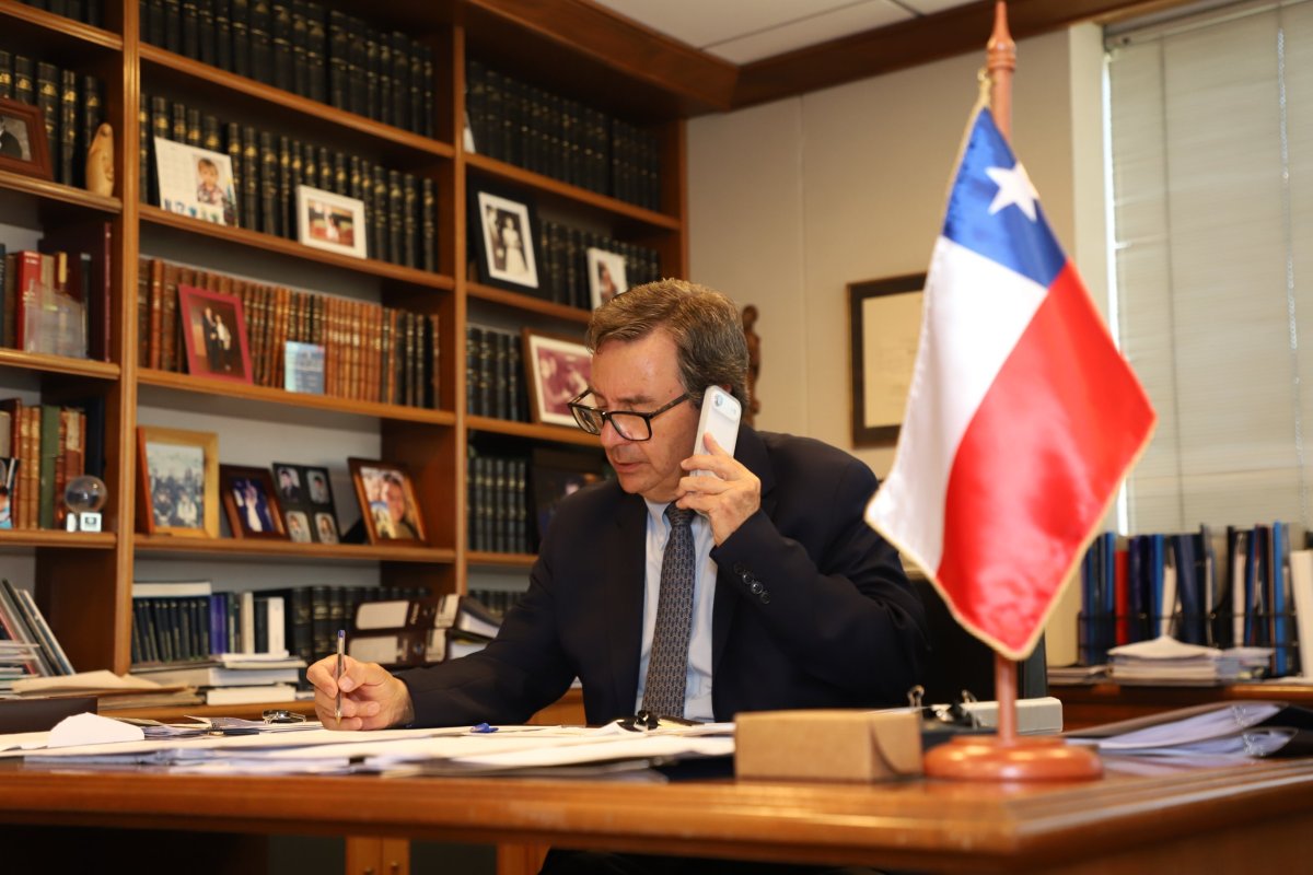 <p>Cómo se prepara Fernando Barros para desembarcar en Defensa</p>