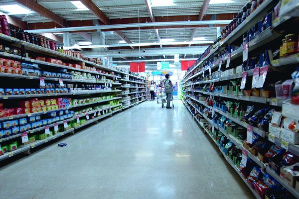 <p>¿Qué y cómo compran los chilenos? Lo que dejaron las cifras 2025</p>