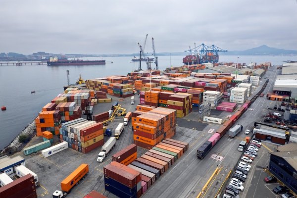 <p>Puertos de Talcahuano ingresó al TDLC las bases para la licitación del puerto de San Vicente</p>