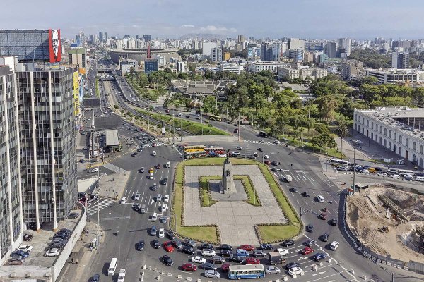 Perú asoma como opción para cable que conecte a China con Latinoamérica tras polémica diplomática en Chile