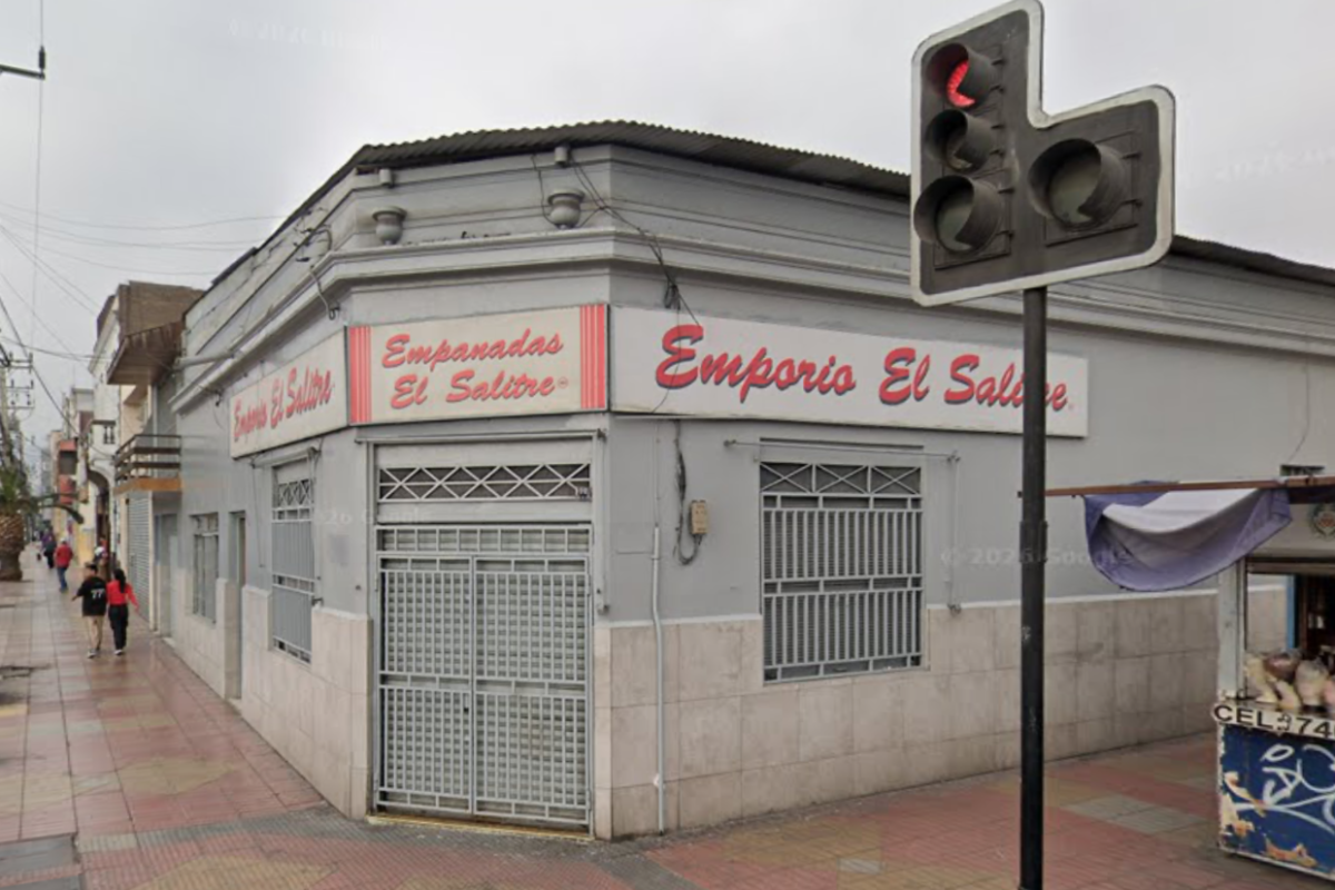 <p>Tras 63 años, Fábrica de Empanadas Emporio El Salitre cierra y dueños están abiertos a vender histórica esquina en centro de Antofagasta</p>