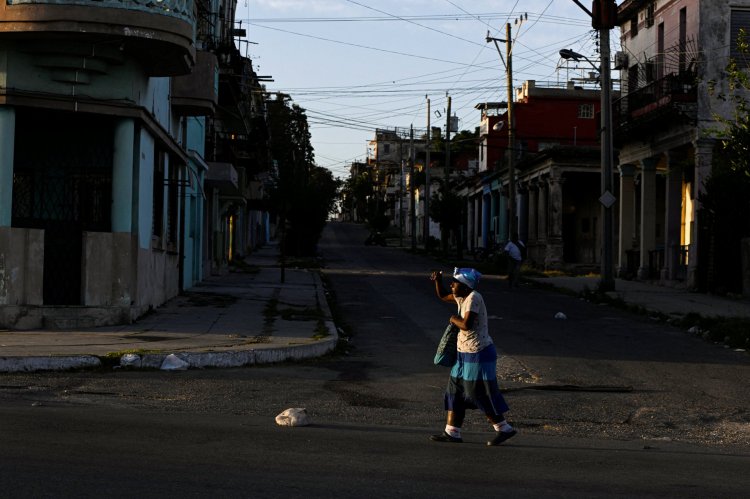 <p>Apagón afecta a la mayor parte de Cuba en medio del estrangulamiento petrolero de EEUU</p>