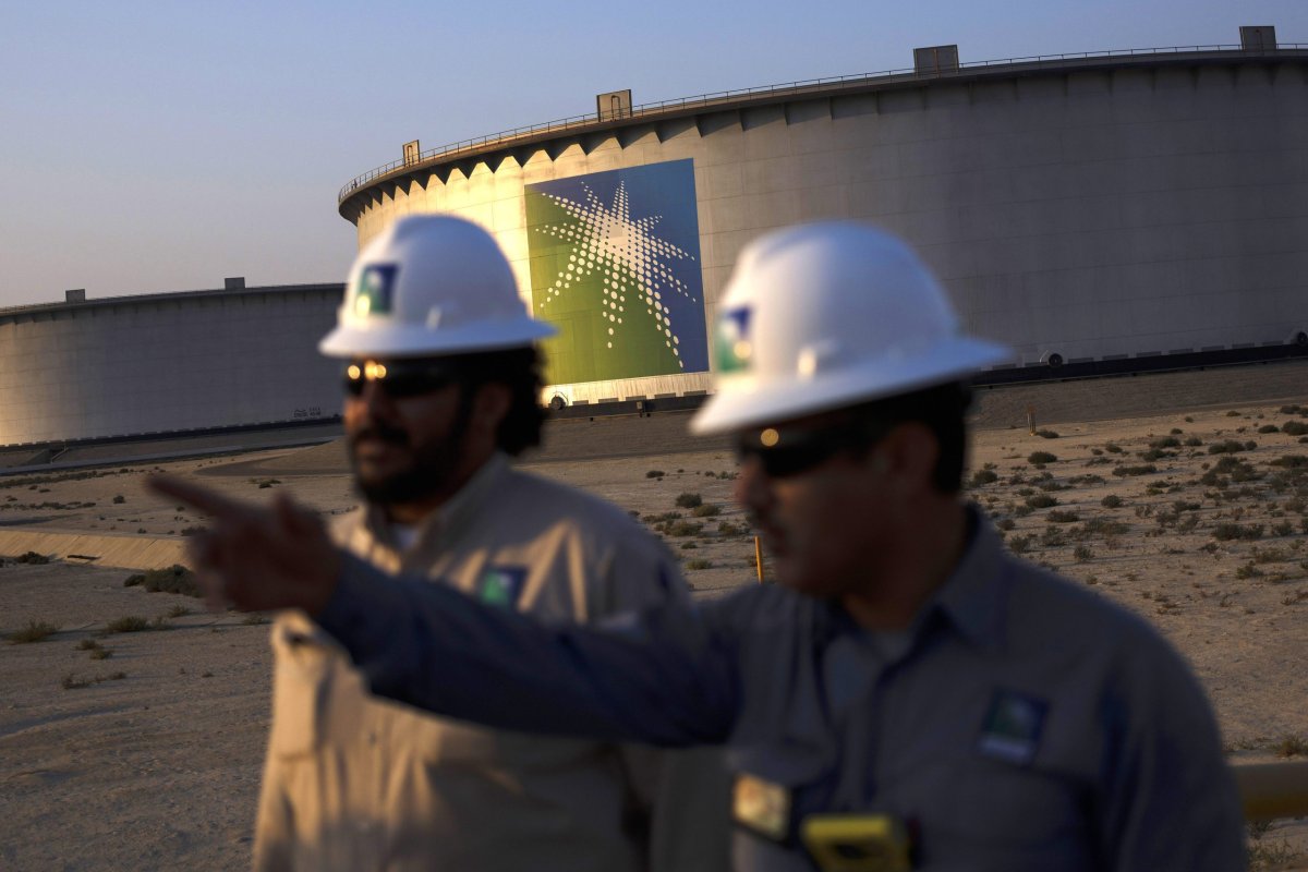<p>Aramco ha pedido a algunos compradores que carguen sus mercancías en el puerto de Yanbu. (Foto: Reuters)</p>