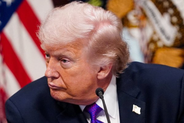 Trump exige la "rendición incondicional" de Irán a punto de completar una semana desde el inicio de los ataques