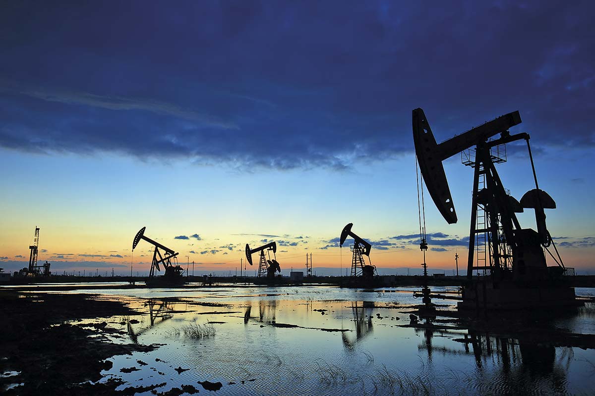 <p>Pese a la liberación récord de reservas de petróleo de la AIE, el avance de la guerra seguirá presionando al mercado</p>