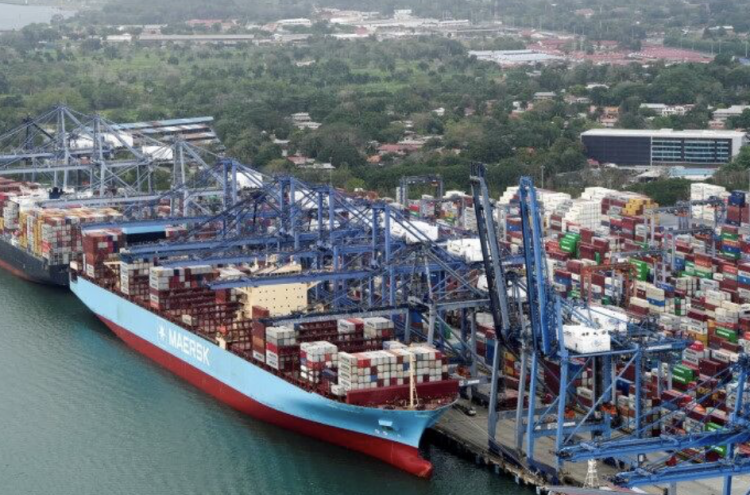 <p>Canal de Panamá prevé adjudicar en junio 2027 proyectos para construir dos puertos y un gasoducto</p>