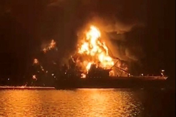El mundo se enfrenta a la mayor crisis de suministro de petróleo de la historia, advierte la AIE, mientras el crudo vuelve a subir por ataques a naves