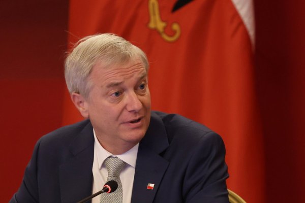 Encuesta Criteria: Kast inicia su Gobierno con 46% de aprobación, cuatro puntos más que Boric al asumir
